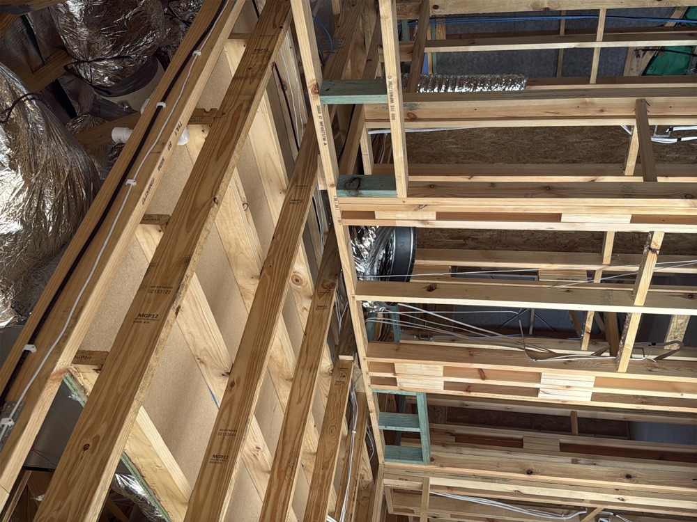 Improper packing beneath trusses, Pakenham East
